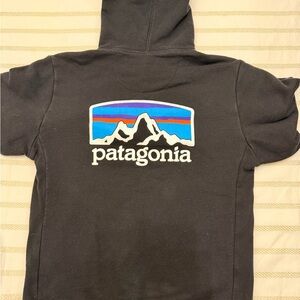 Patagonia Black Pullover Hoodie Uprisal Women’s M Men’s S Logo Sweatshirt